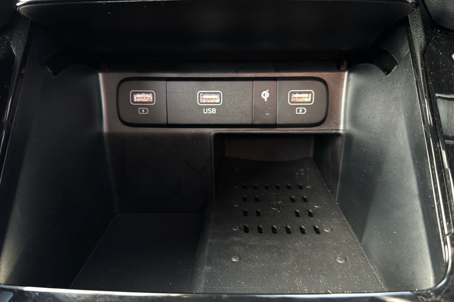 Used Kia Sorento 2023 for sale - 76230249: Photo 22