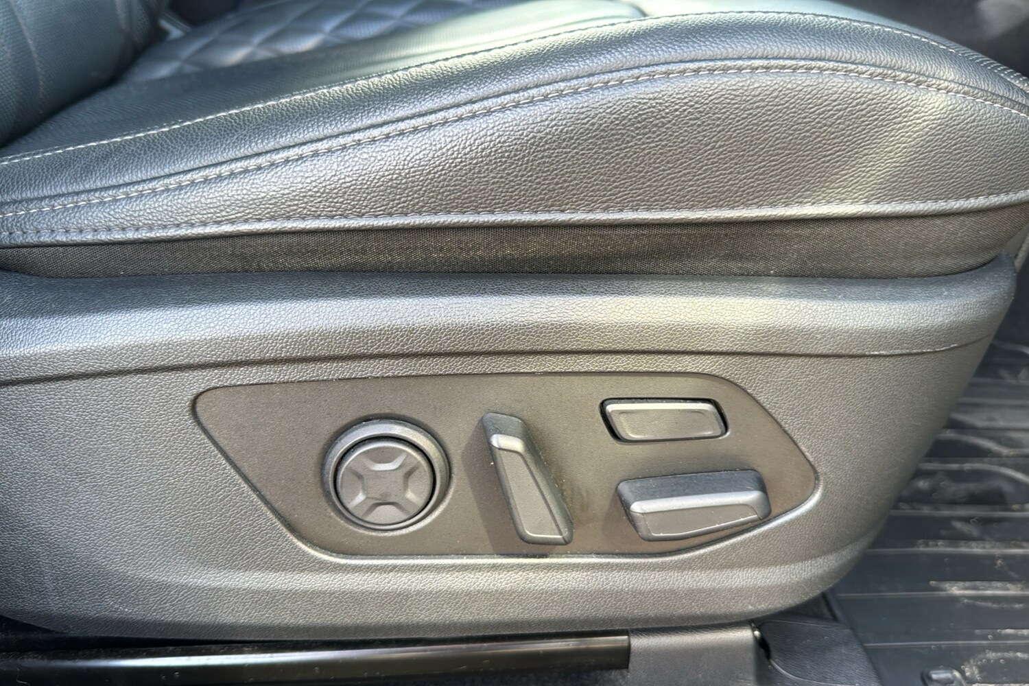 Used Kia Sorento 2023 for sale - 76230249: Photo 31