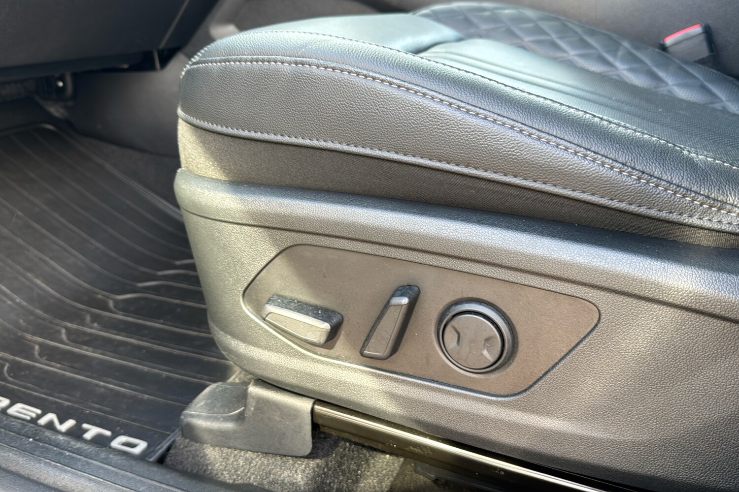 Used Kia Sorento 2023 for sale - 76230249: Photo 33