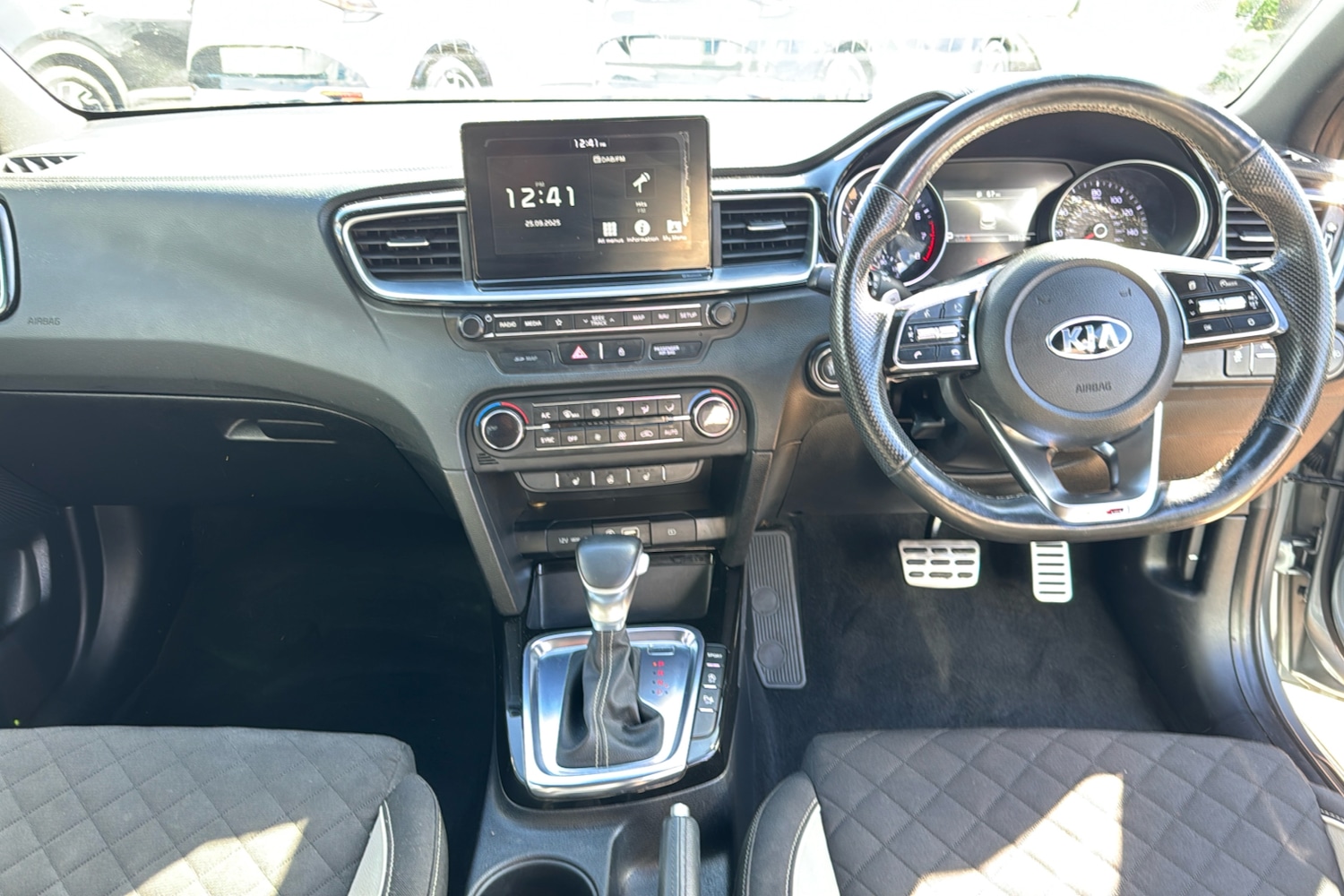 Used Kia Ceed 2020 for sale - 75930597: Photo 9