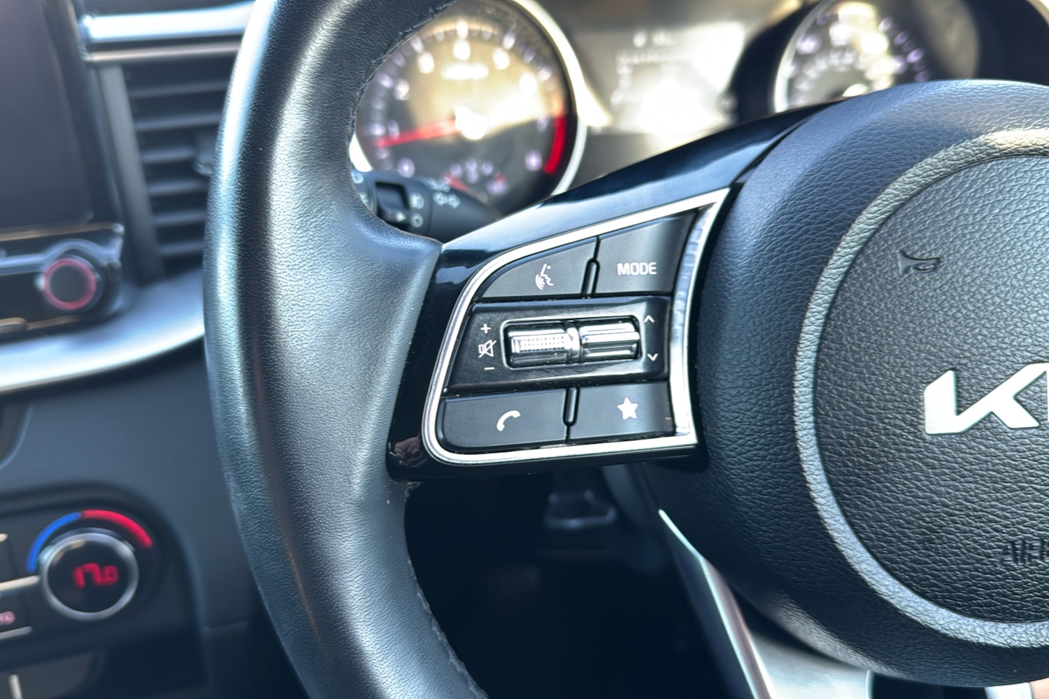 Used Kia XCeed 2023 for sale - 77219929: Photo 17