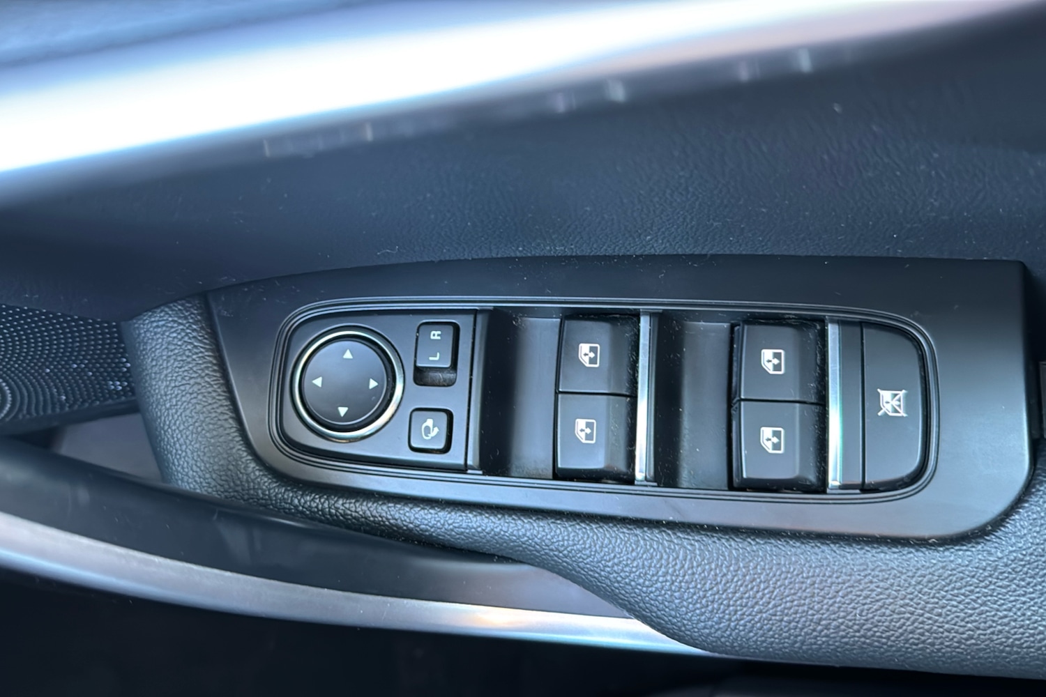 Used Kia XCeed 2023 for sale - 77219929: Photo 32