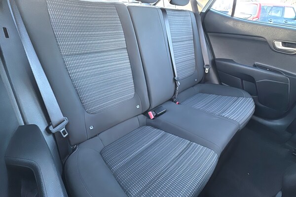 Used Kia Stonic 2023 for sale - 76177314: Photo 12