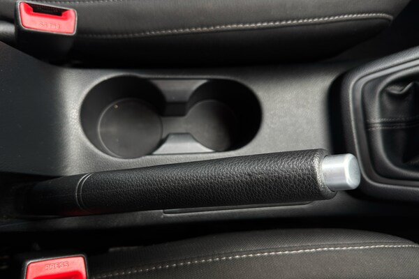 Used Kia Stonic 2023 for sale - 76177314: Photo 28