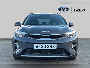 Used Kia Stonic 2023 for sale - 76177314: Photo 2