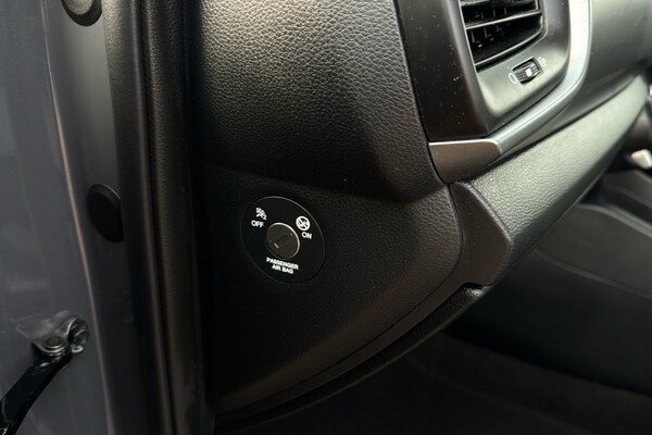 Used Kia Stonic 2023 for sale - 76177314: Photo 33