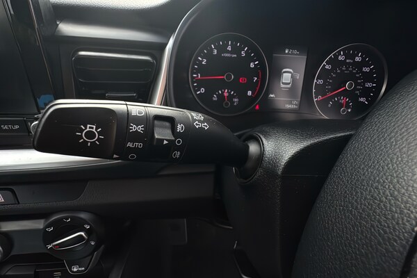 Used Kia Stonic 2023 for sale - 76177314: Photo 34