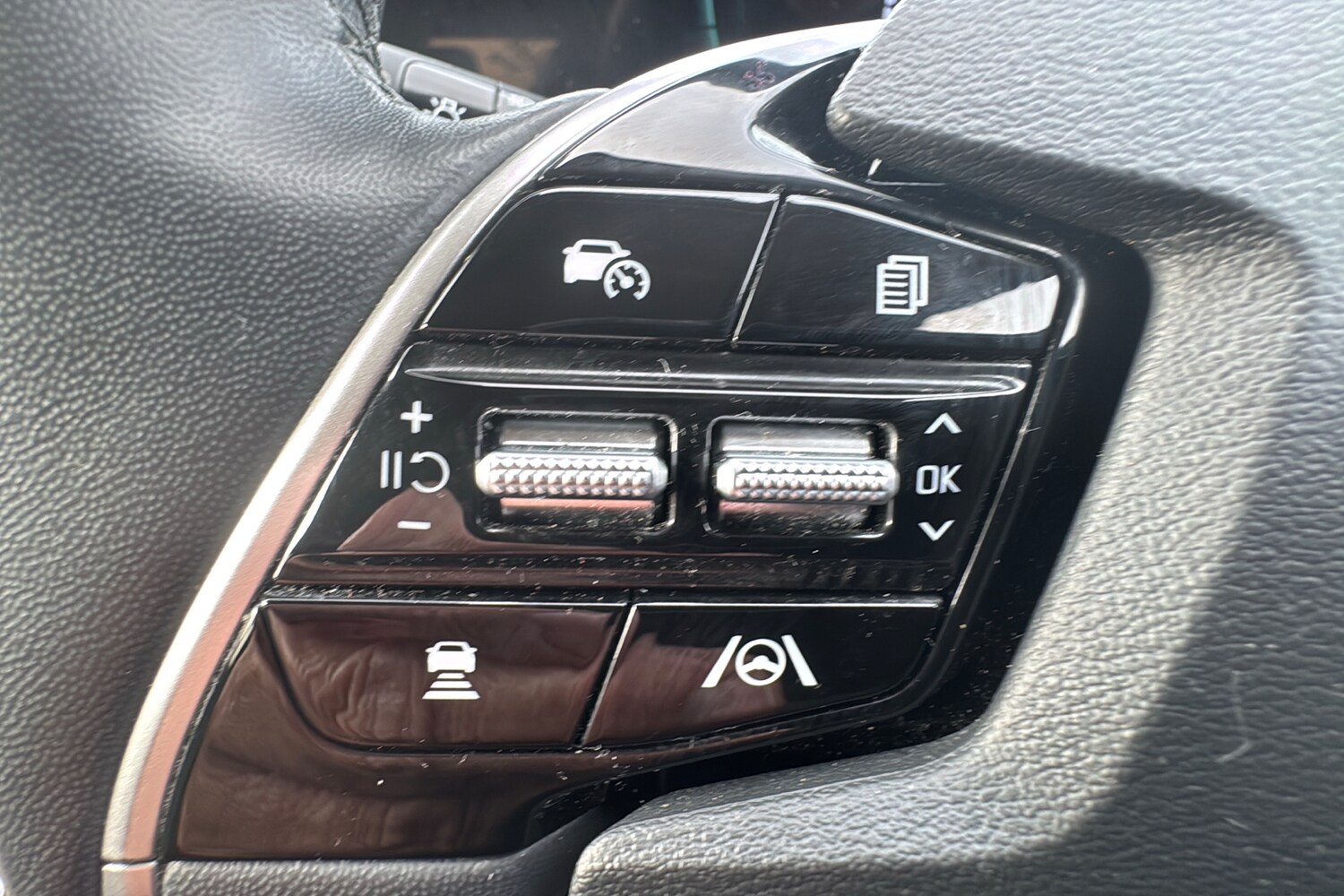 Vehicle 33