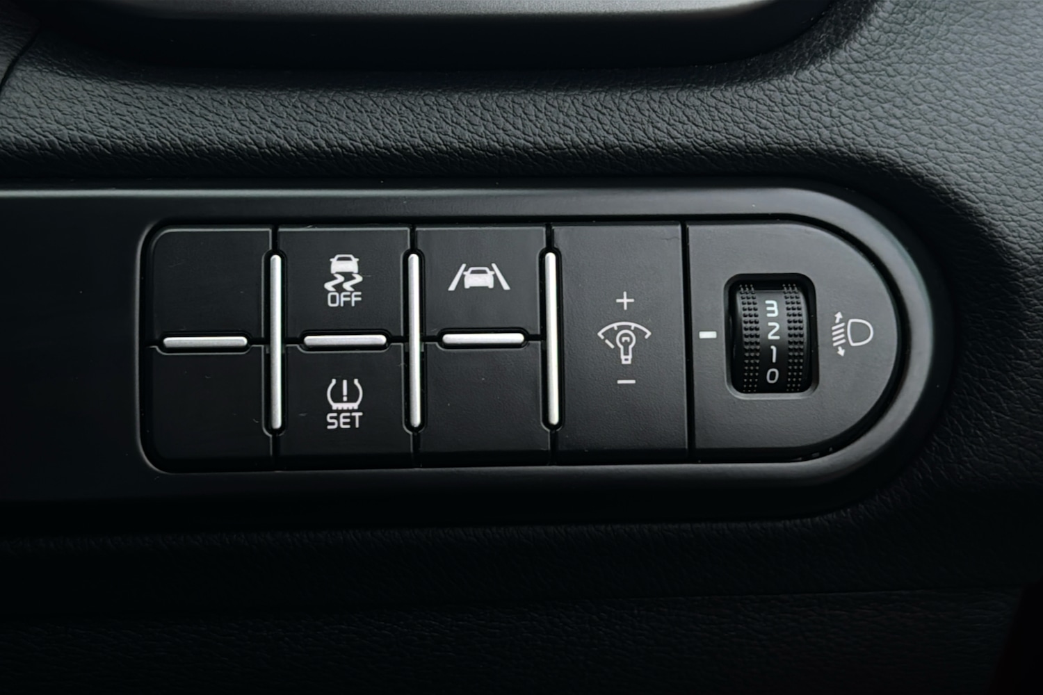 Used Kia Ceed 2023 for sale - 77219909: Photo 28