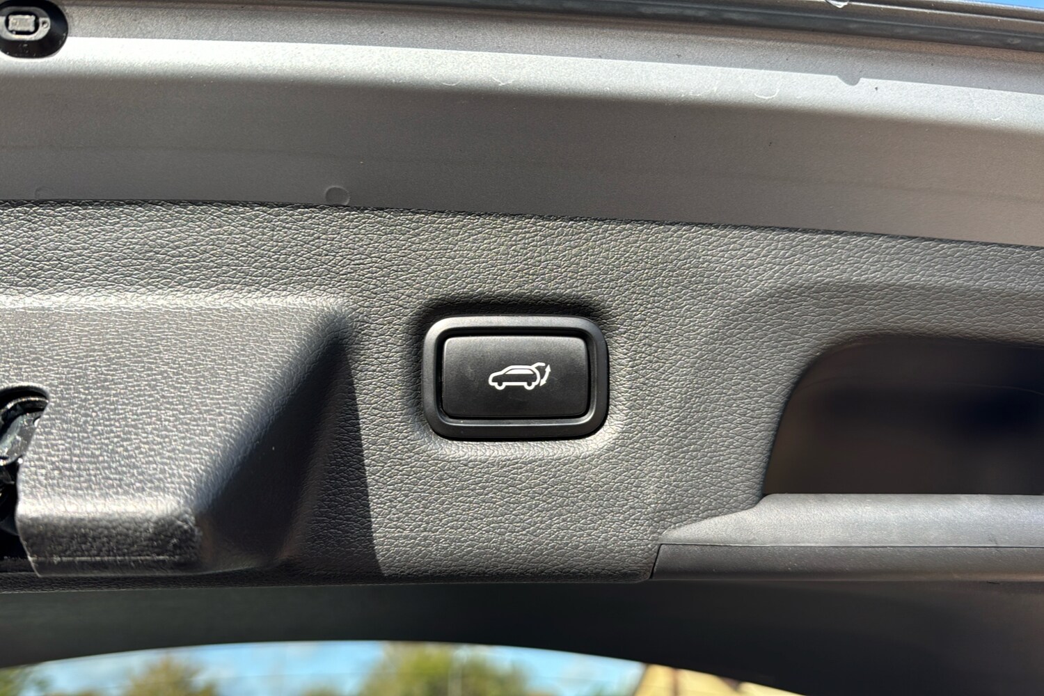 Used Kia XCeed 2023 for sale - 76401530: Photo 24