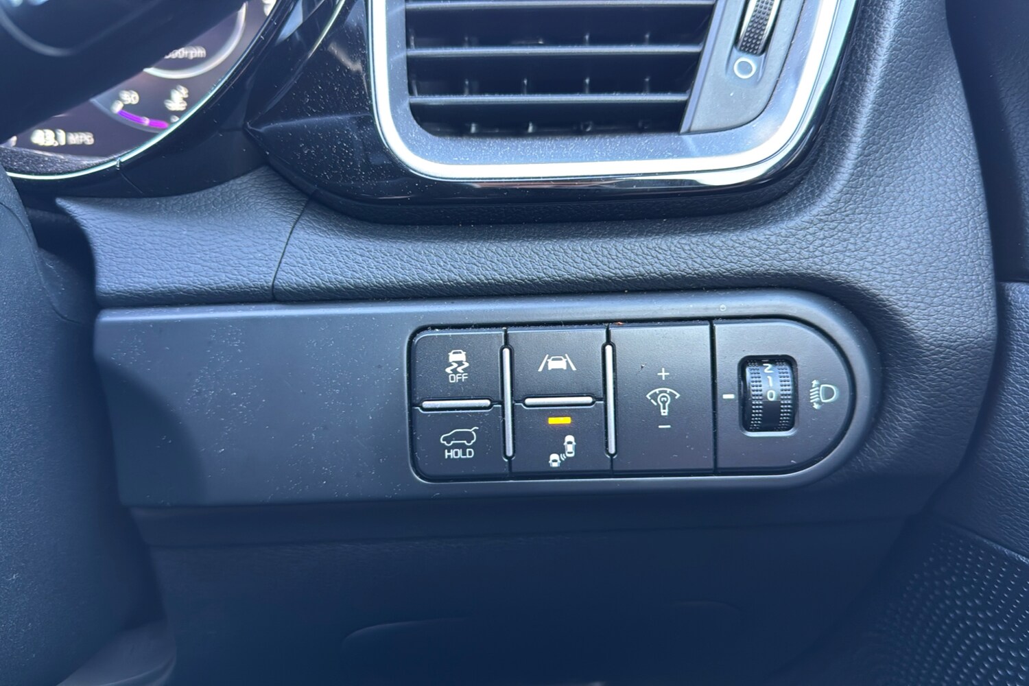 Used Kia XCeed 2023 for sale - 76401530: Photo 31