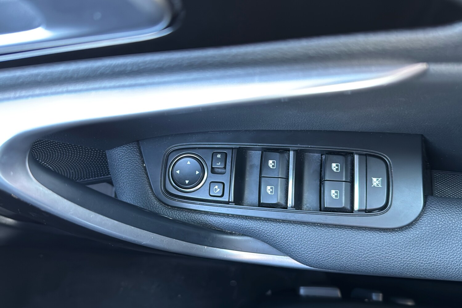 Used Kia XCeed 2023 for sale - 76401530: Photo 32