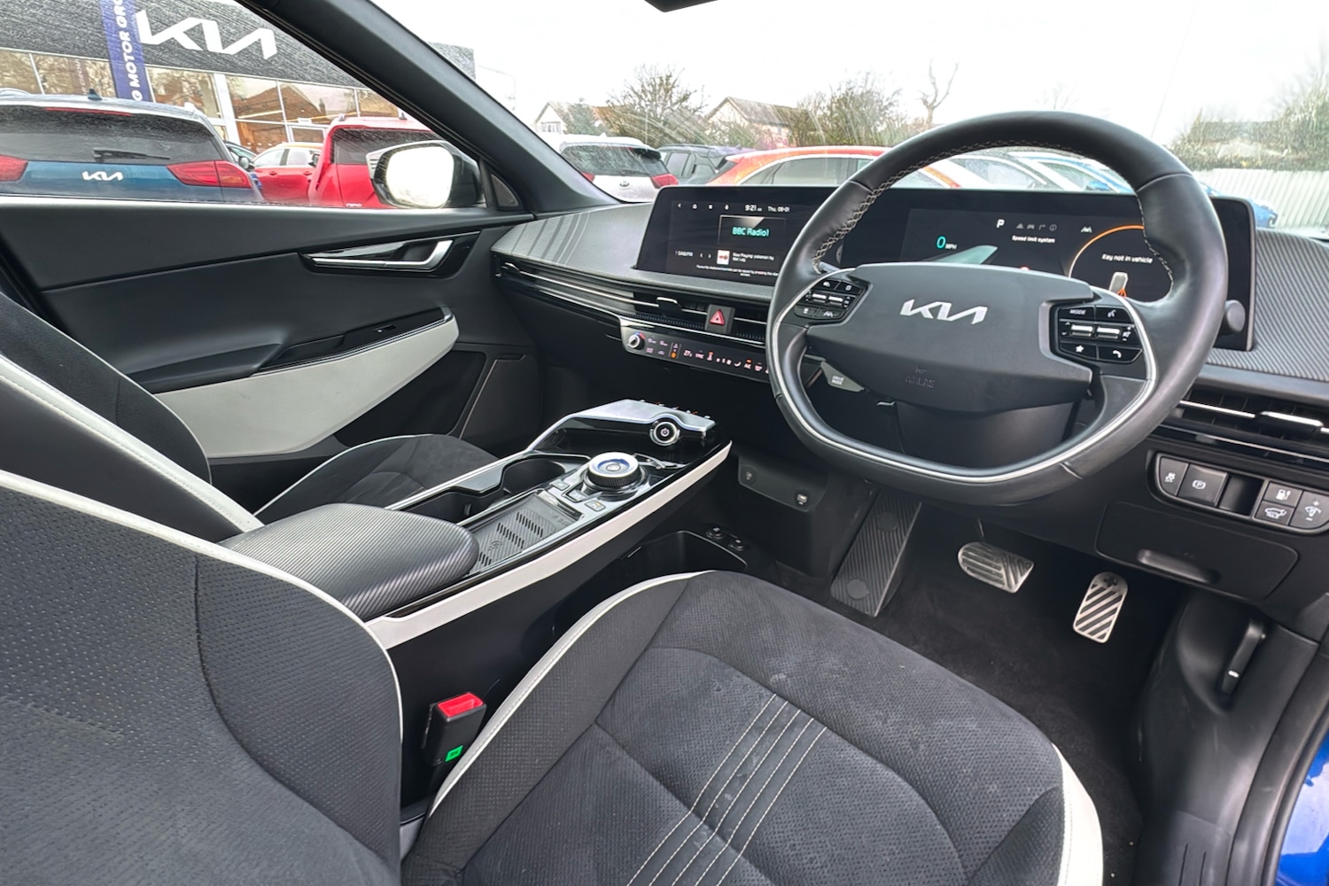 Used Kia EV6 2023 for sale - 77093669: Photo 10