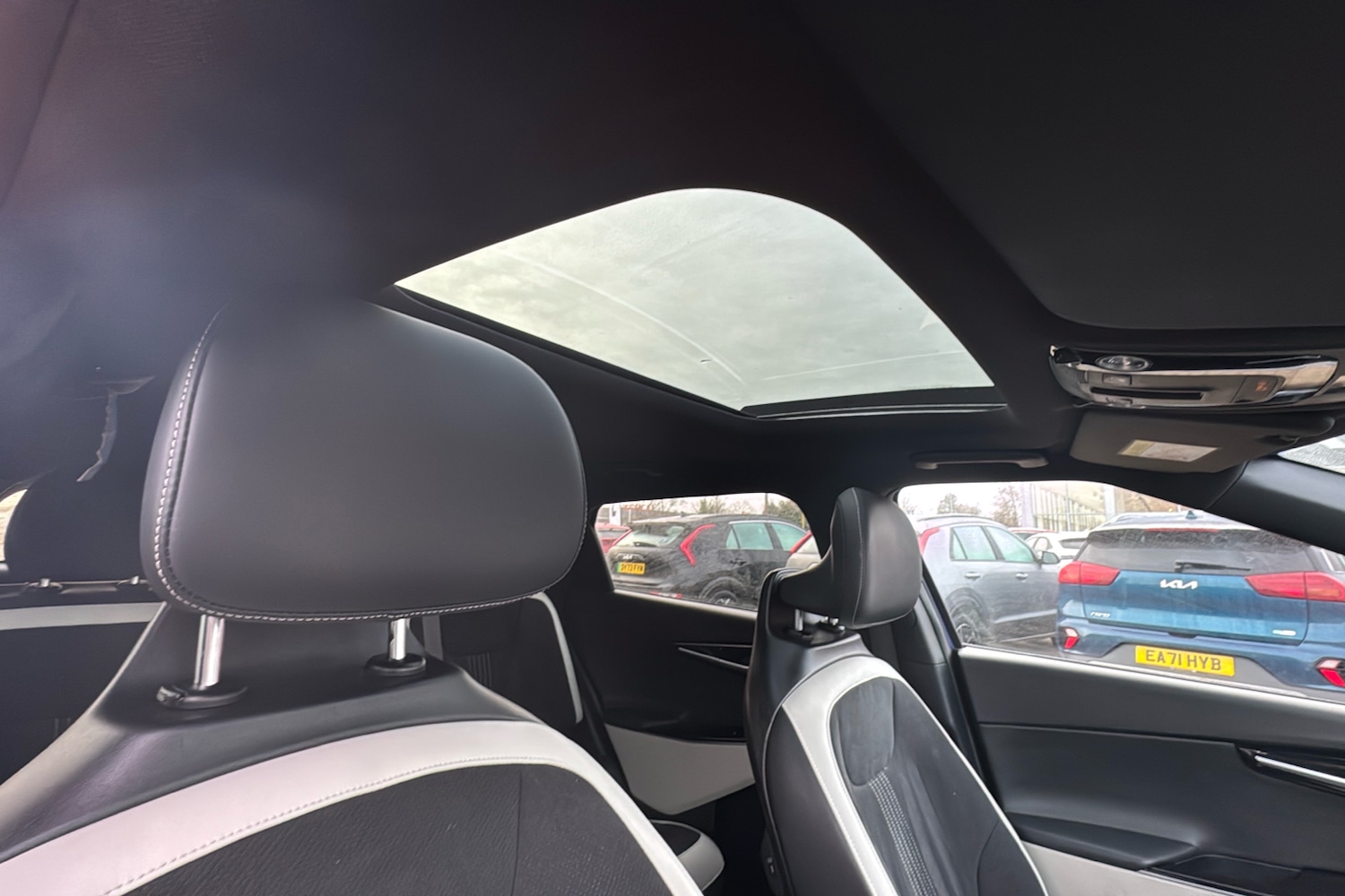 Used Kia EV6 2023 for sale - 77093669: Photo 24