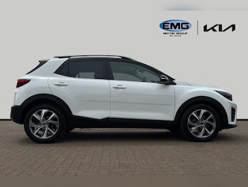Used Kia Stonic 2023 for sale - 79128112: Photo