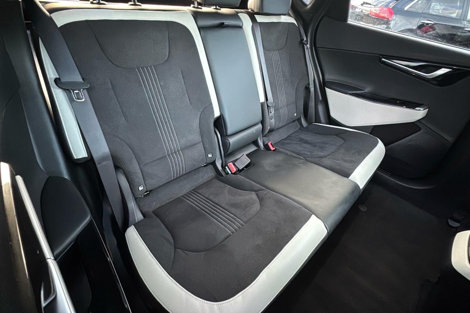 Used Kia EV6 2024 for sale - 76905891: Photo 12