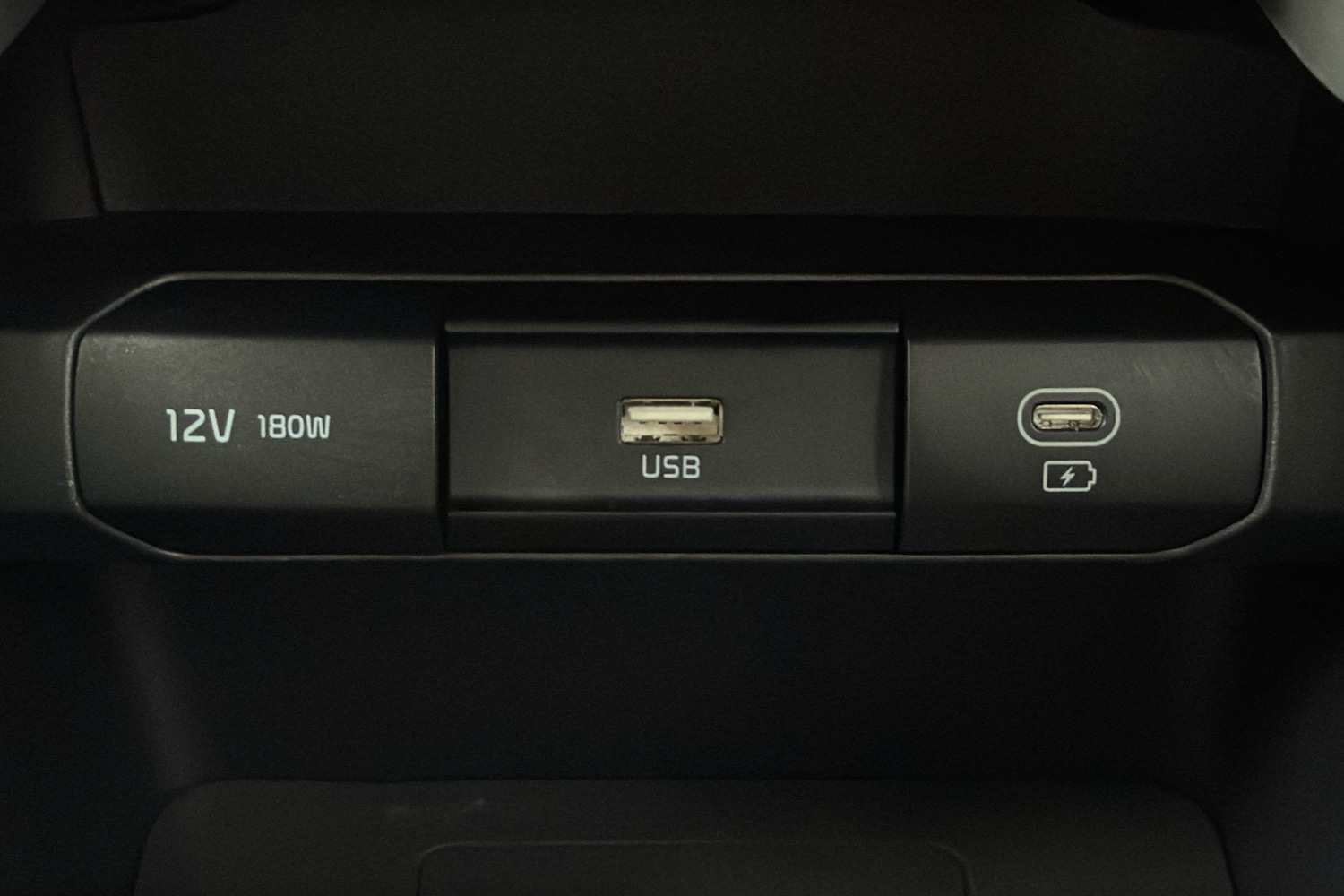 Used Kia Picanto 2024 for sale - 76476245: Photo 22