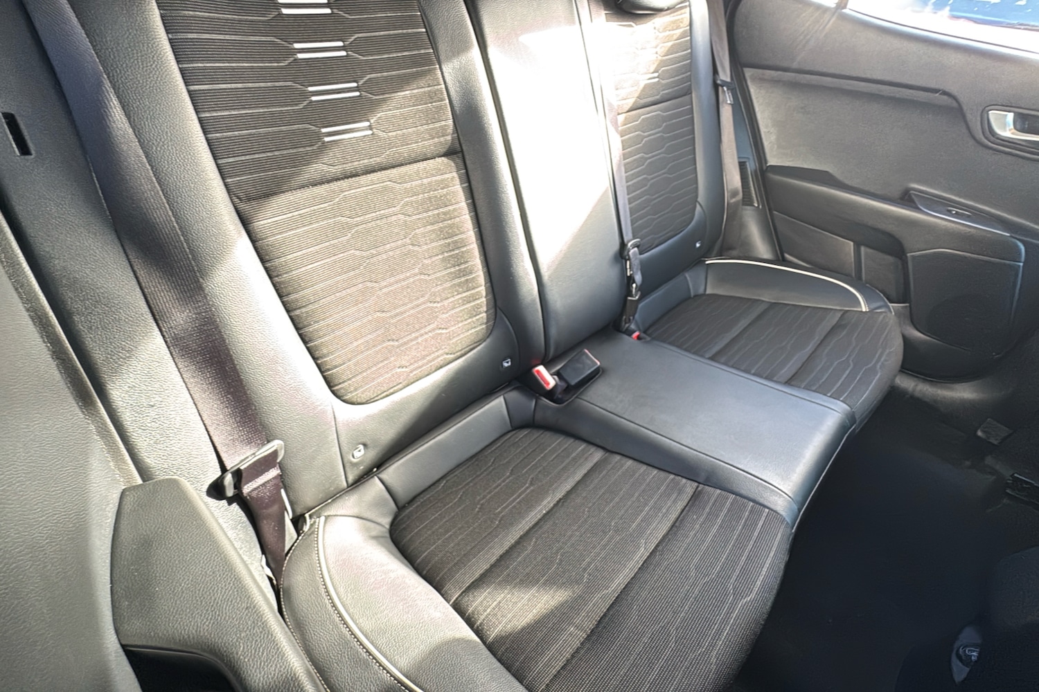 Used Kia Stonic 2024 for sale - 77527872: Photo 12