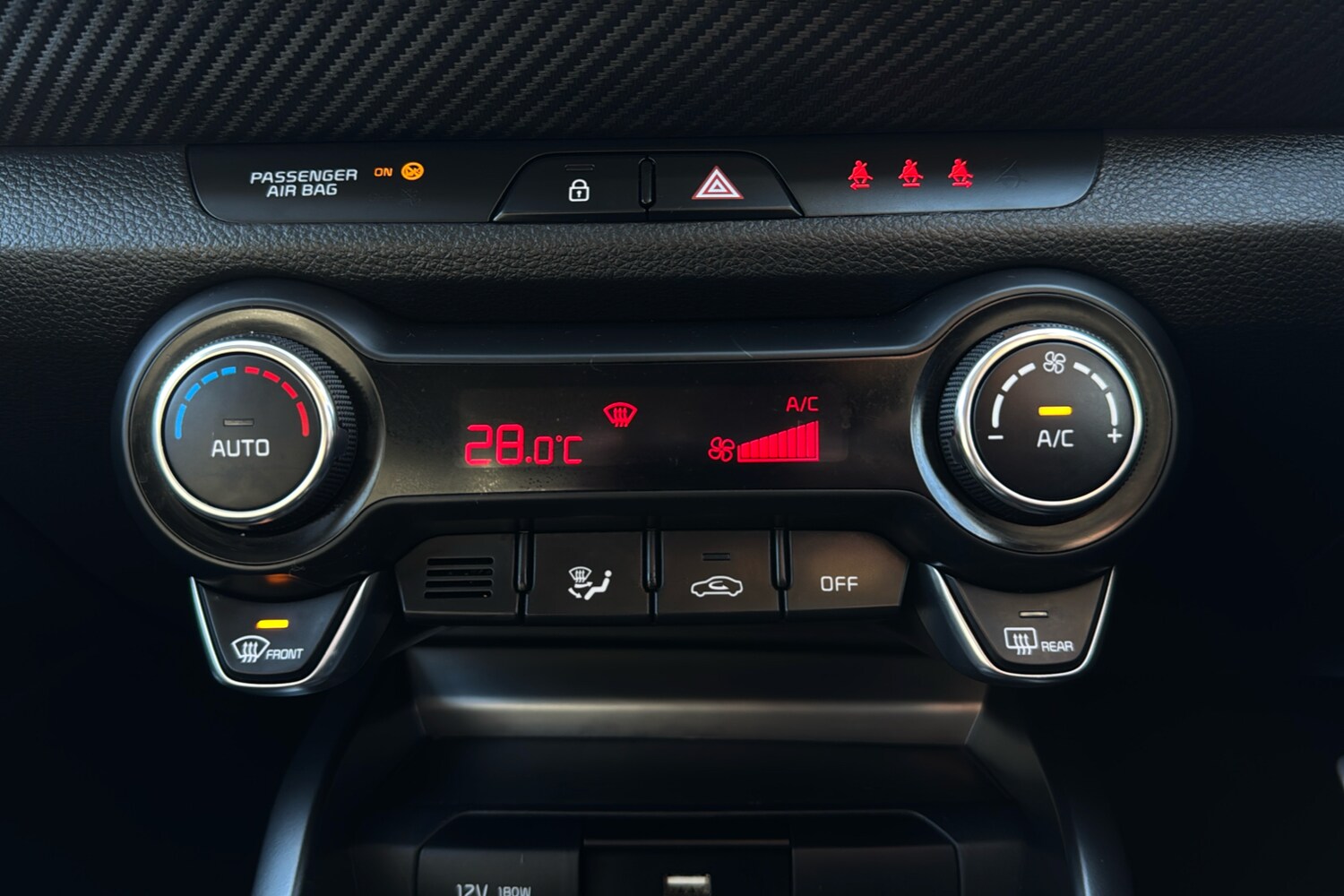 Used Kia Stonic 2024 for sale - 77527872: Photo 16