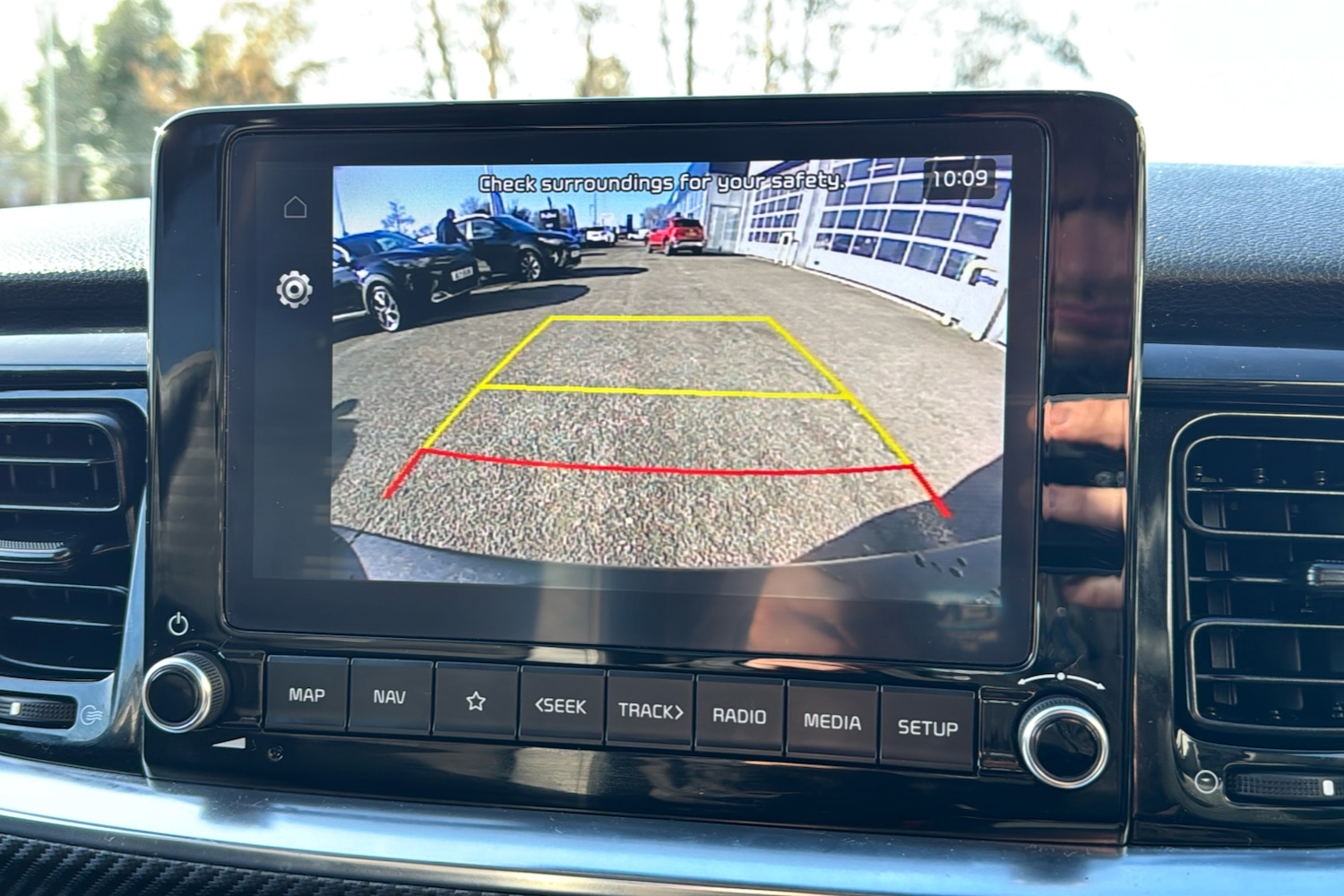 Used Kia Stonic 2024 for sale - 77527872: Photo 23