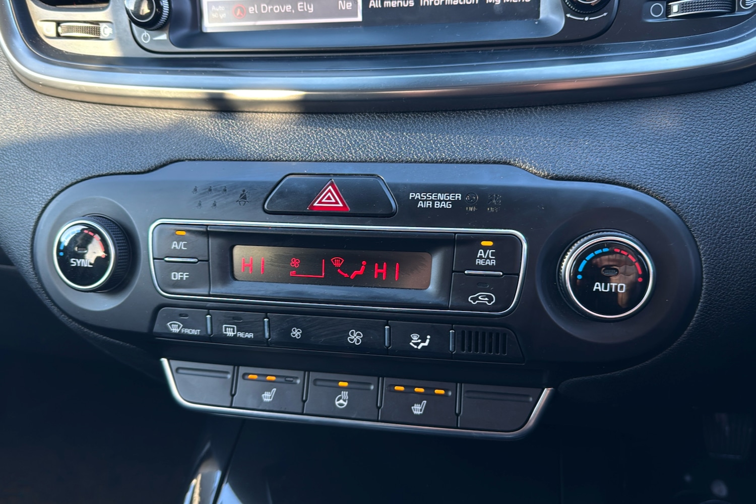 Used Kia Sorento 2018 for sale - 77093667: Photo 15