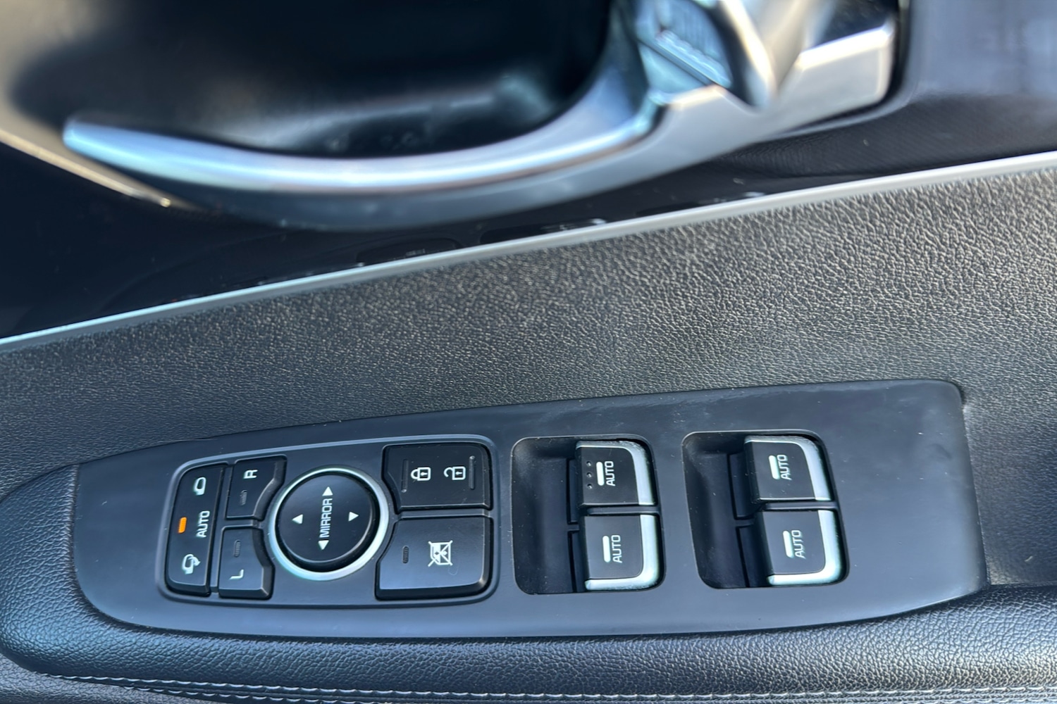 Used Kia Sorento 2018 for sale - 77093667: Photo 31