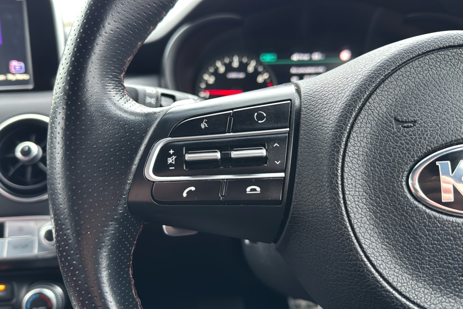 Used Kia Stinger 2018 for sale - 77390093: Photo 17