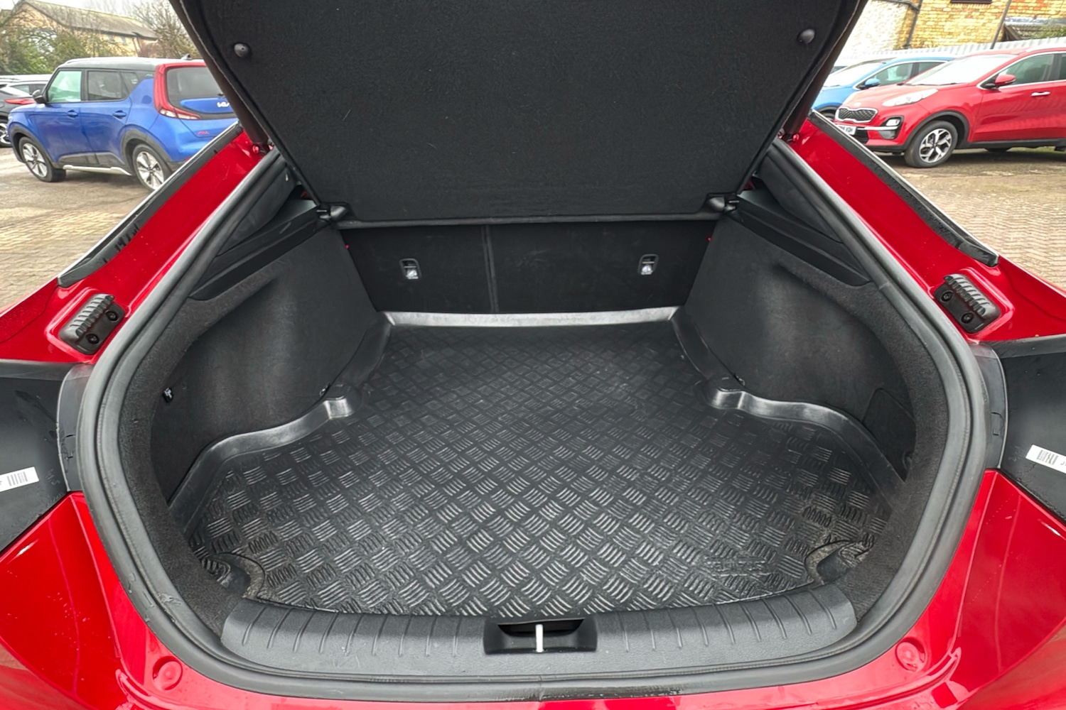 Used Kia Stinger 2018 for sale - 77390093: Photo 19