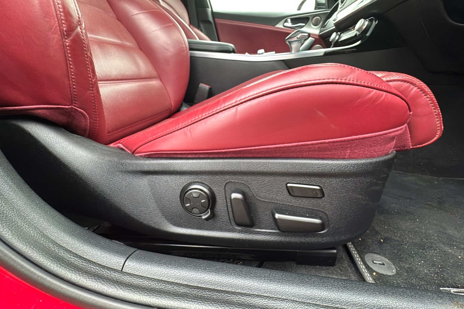 Used Kia Stinger 2018 for sale - 77390093: Photo 28