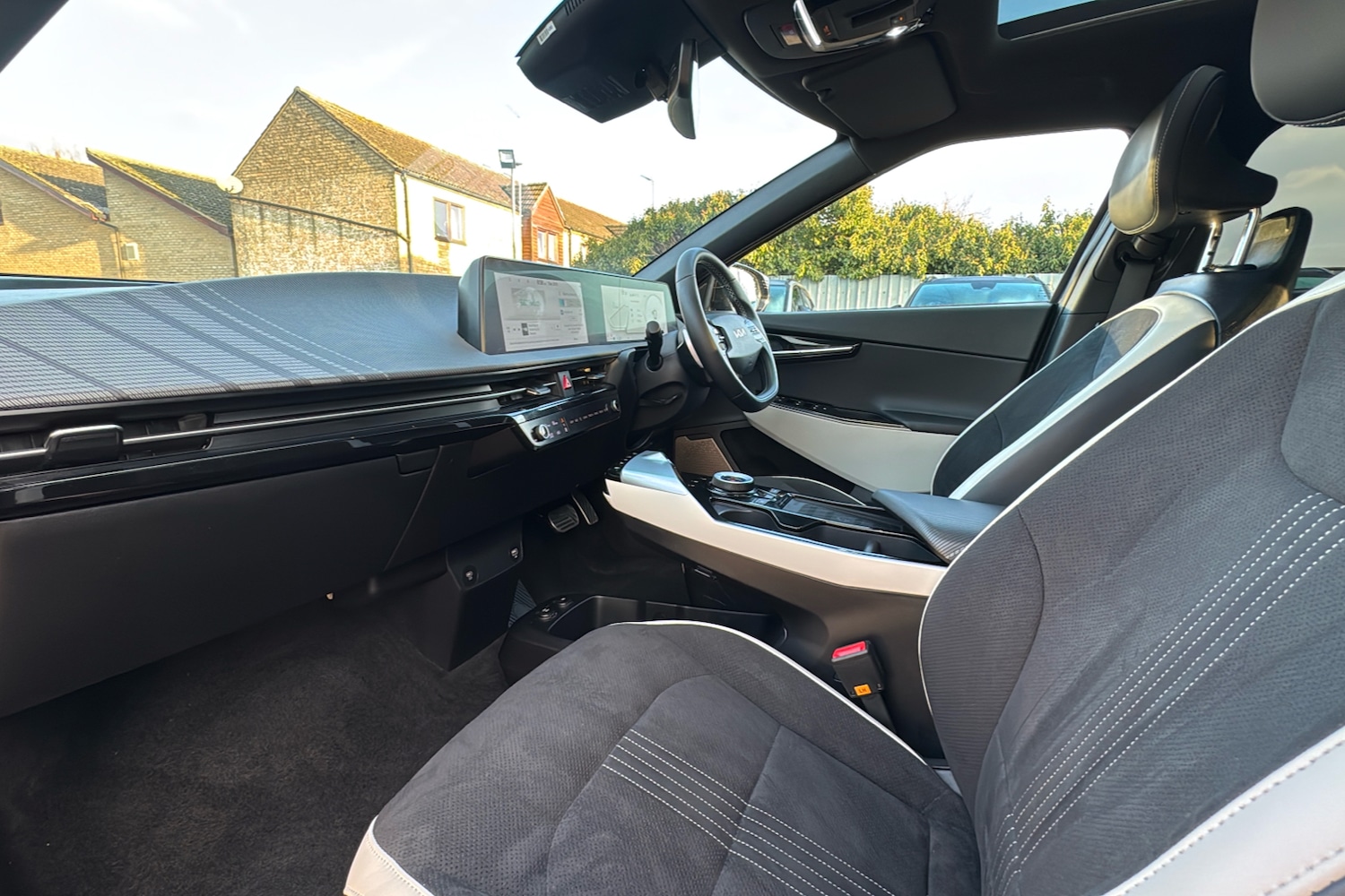 Used Kia EV6 2023 for sale - 77164542: Photo 11