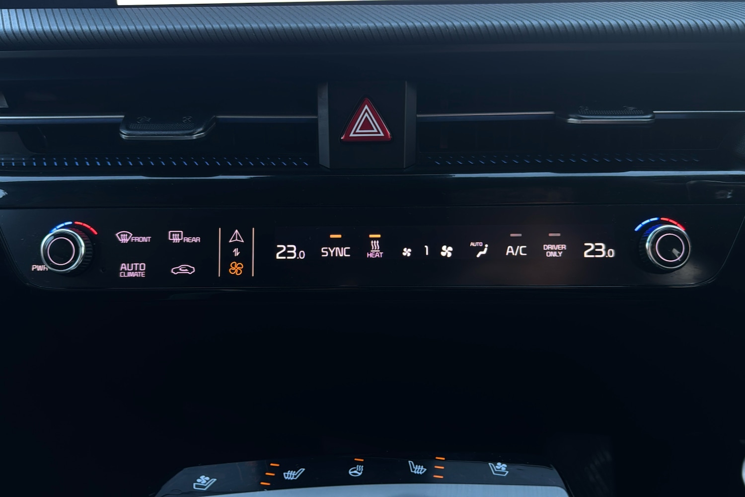 Used Kia EV6 2023 for sale - 77164542: Photo 16