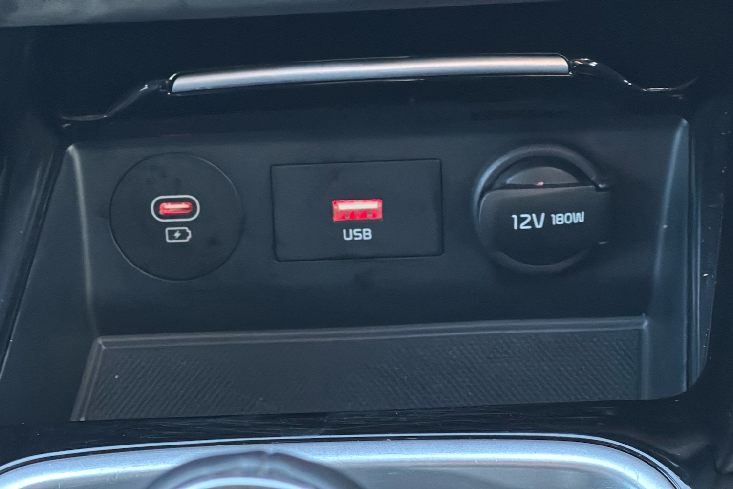 Used Kia XCeed 2023 for sale - 76339389: Photo 22