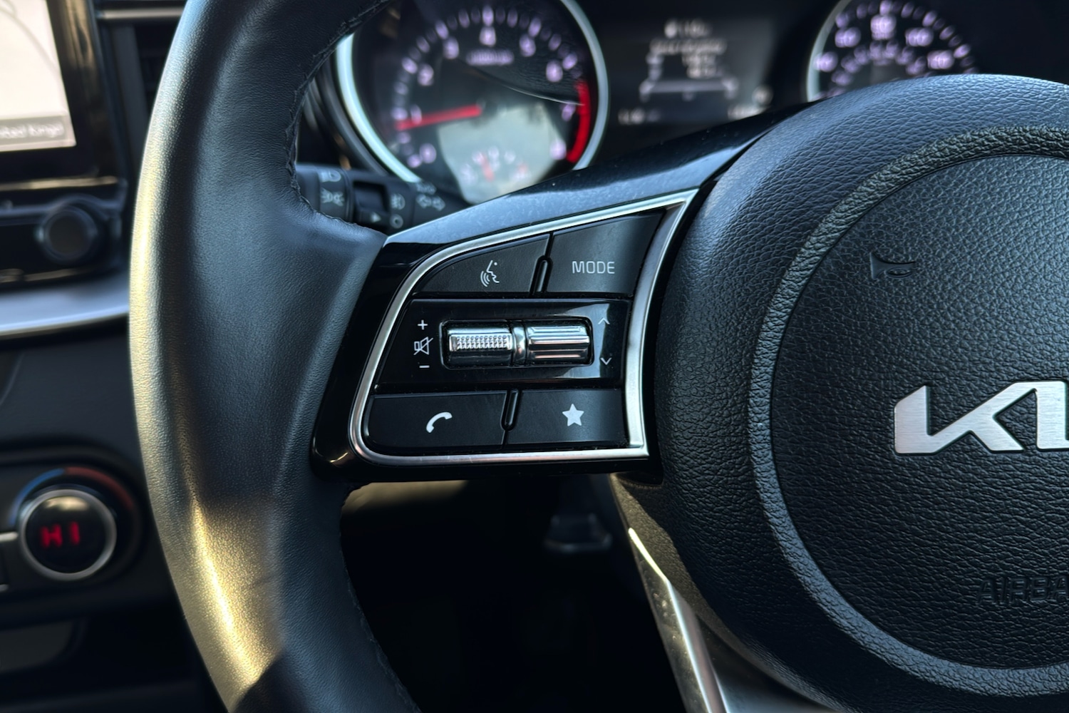 Used Kia XCeed 2022 for sale - 77093652: Photo 17