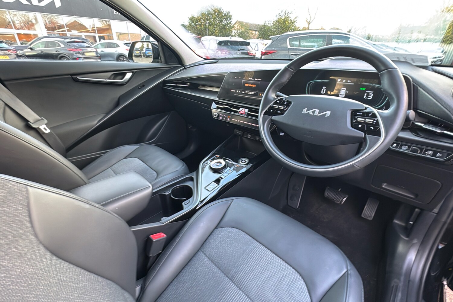 Kia Niro Hybrid 1.6h Gdi 3 Suv 5dr Petrol Hybrid Dct Euro 6 s/s 139 Bhp - Picture 10 of 24