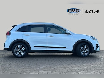 Used Kia Niro 2020 for sale - 76637122: Photo