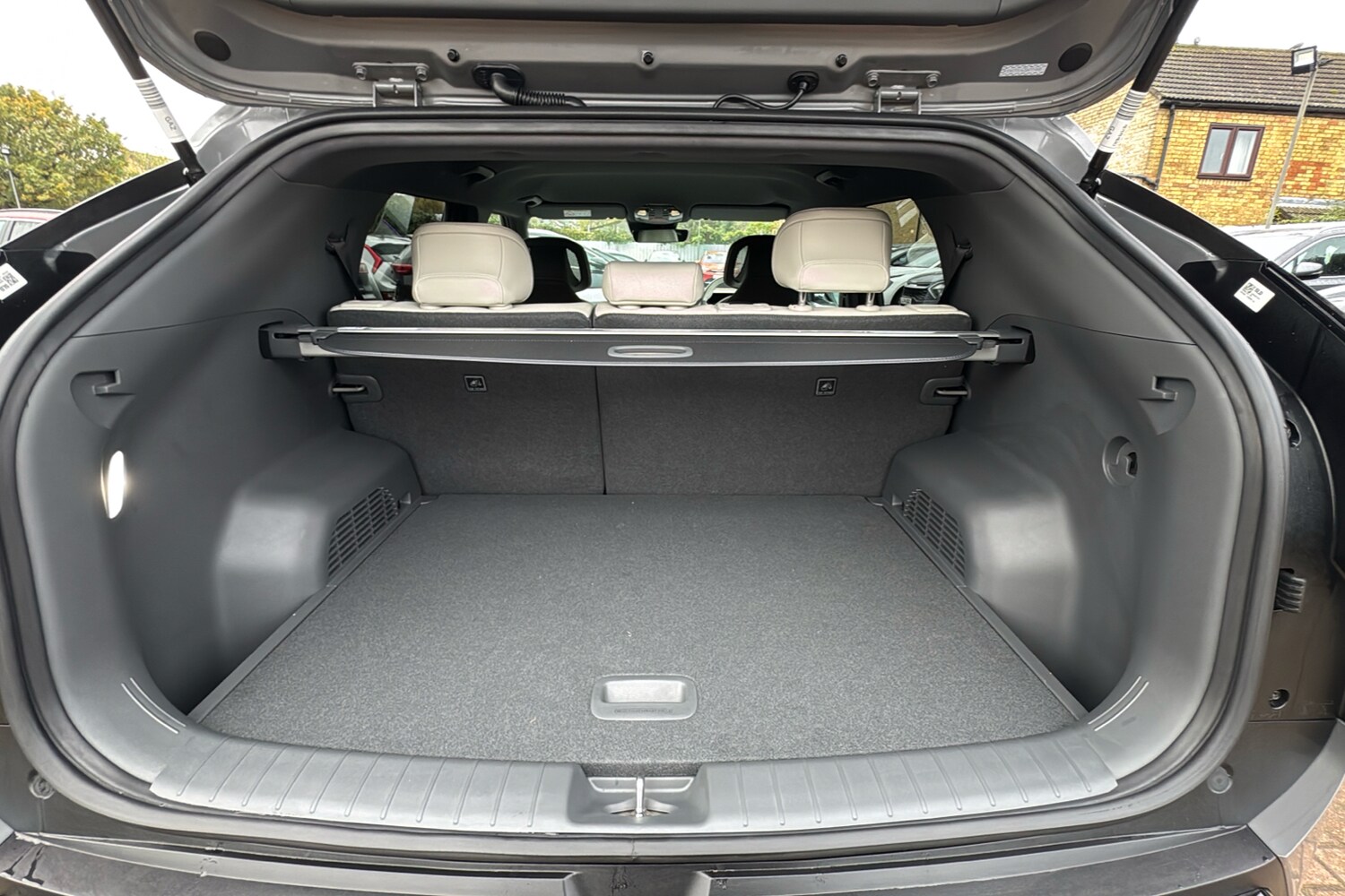 Used Kia EV3 2025 for sale - 76524069: Photo 19