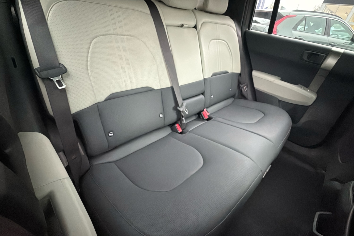 Used Kia EV3 2025 for sale - 77996369: Photo 12