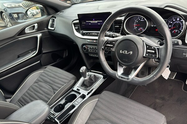 Used Kia XCeed 2023 for sale - 76177308: Photo 10