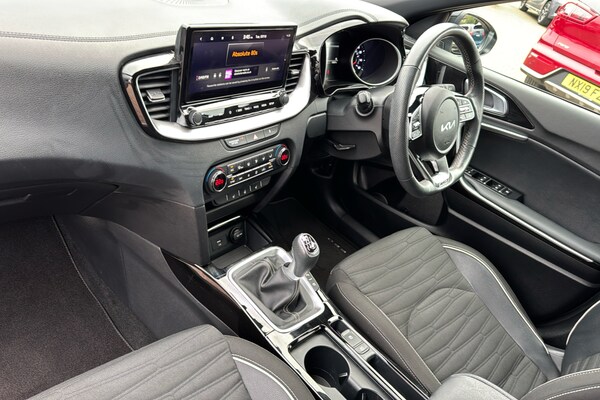 Used Kia XCeed 2023 for sale - 76177308: Photo 11