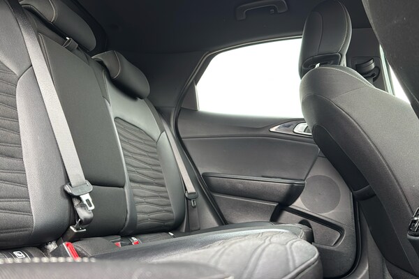 Used Kia XCeed 2023 for sale - 76177308: Photo 12