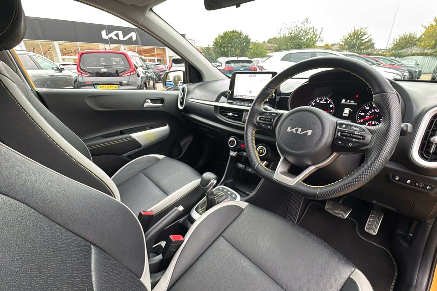 Used Kia Picanto 2023 for sale - 76624824: Photo 10