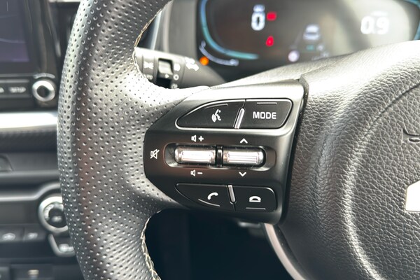 Used Kia Stonic 2025 for sale - 76034436: Photo 17