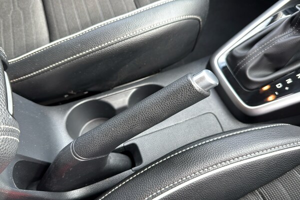 Used Kia Stonic 2025 for sale - 76034436: Photo 32