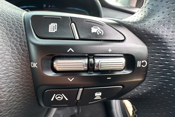 Used Kia Stonic 2025 for sale - 76034436: Photo 33