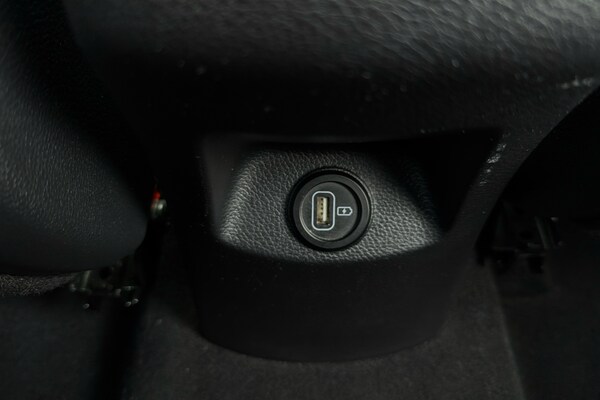 Used Kia Stonic 2025 for sale - 76034436: Photo 39
