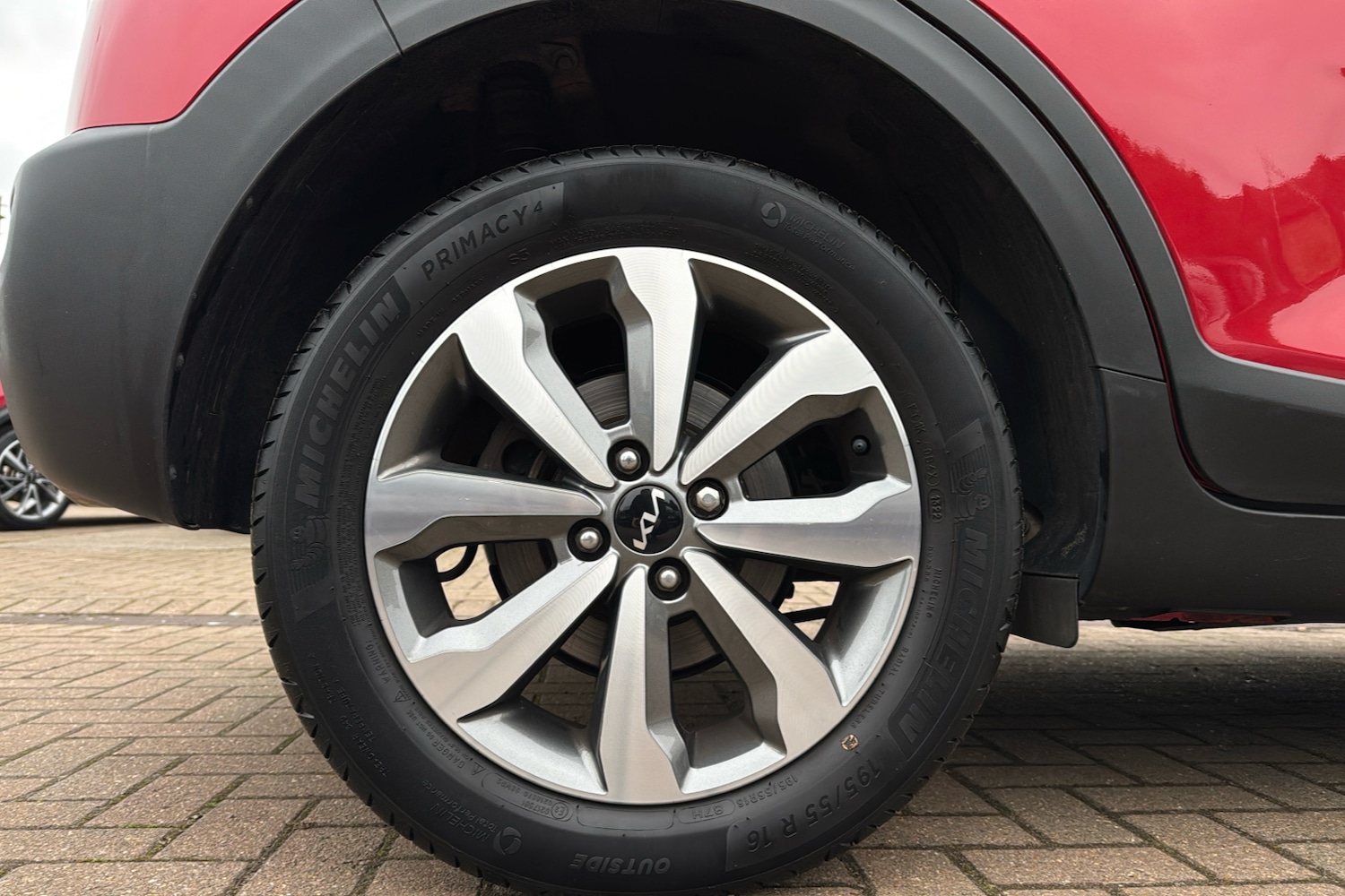 Used Kia Stonic 2022 for sale - 77135237: Photo 8