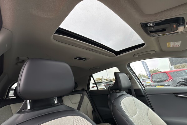 Used Kia Niro 2022 for sale - 76248902: Photo 28