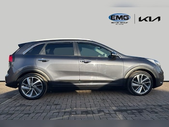 Used Kia Niro 2017 for sale - 76502774: Photo