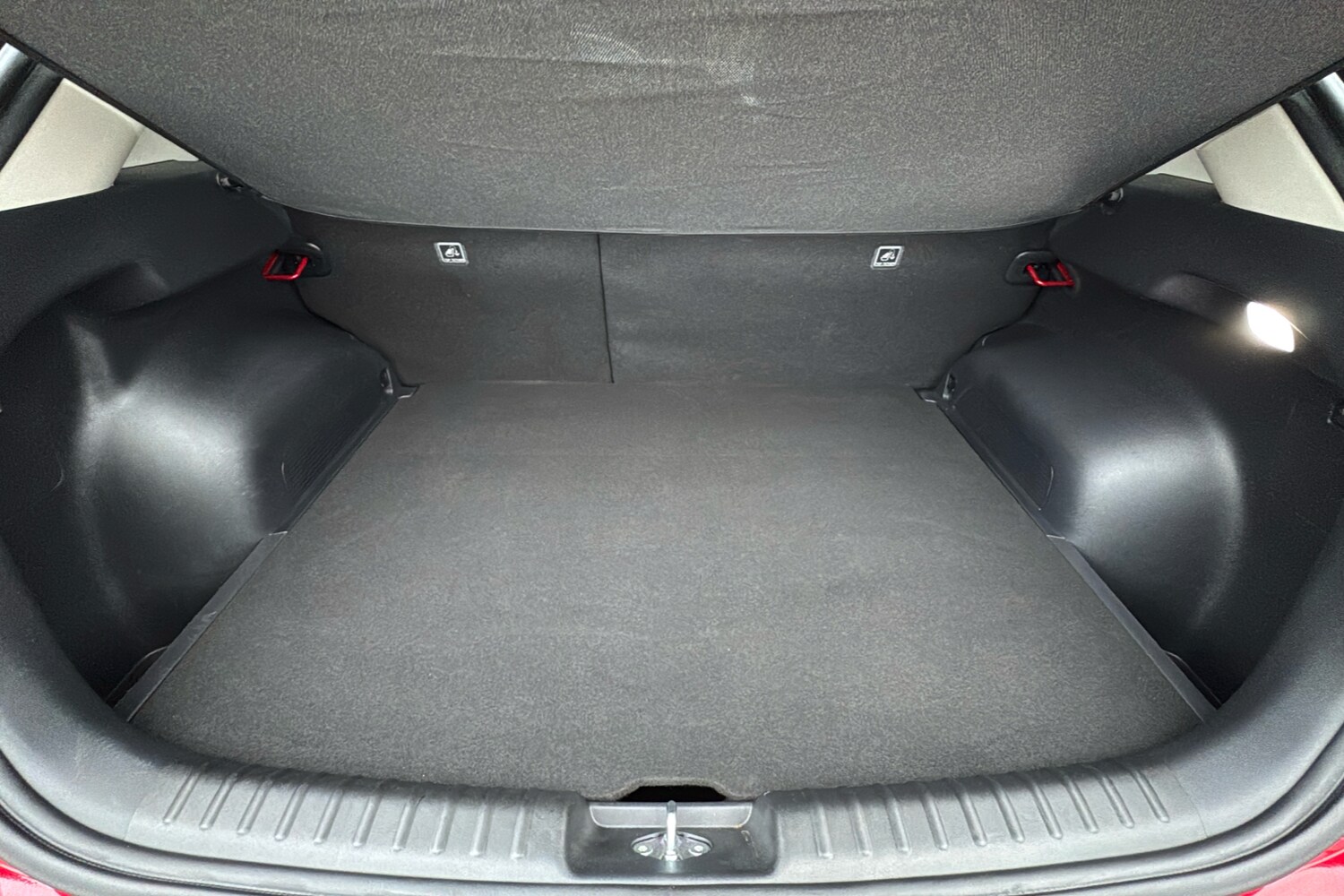 Used Kia Niro 2025 for sale - 76310394: Photo 19