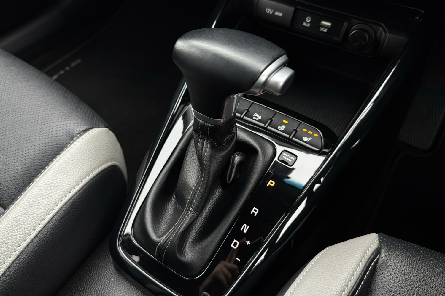 Used Kia Stonic 2020 for sale - 76553360: Photo 13